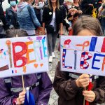 Cortei_Parigi_Liberte