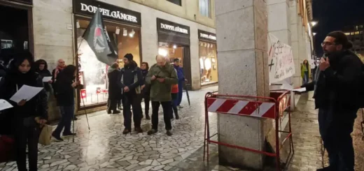 Sit IN Livorno antimilitarista